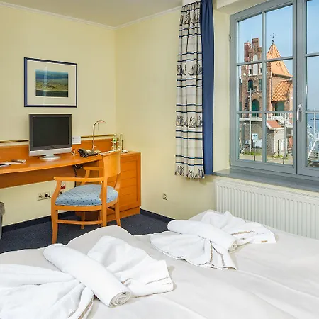Hotel Hiddenseer 3*