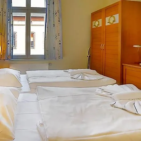 Hotel Hiddenseer 3*