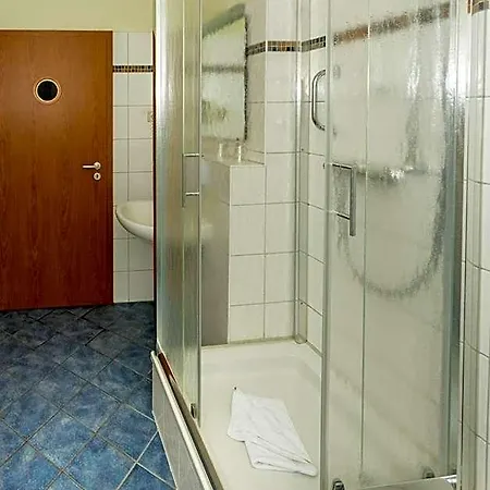 Hiddenseer Hotel 3*