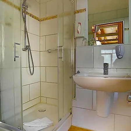 Hotel Hiddenseer 3*