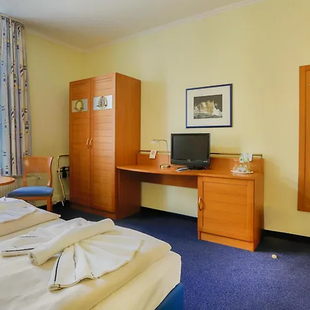 Hiddenseer 3* Stralsund